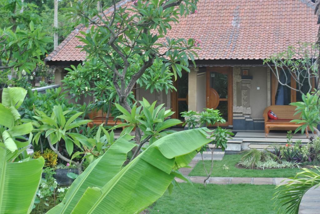 Trijaya Guest House Pemuteran Buitenkant foto