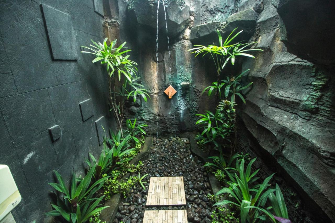Trijaya Guest House Pemuteran Buitenkant foto